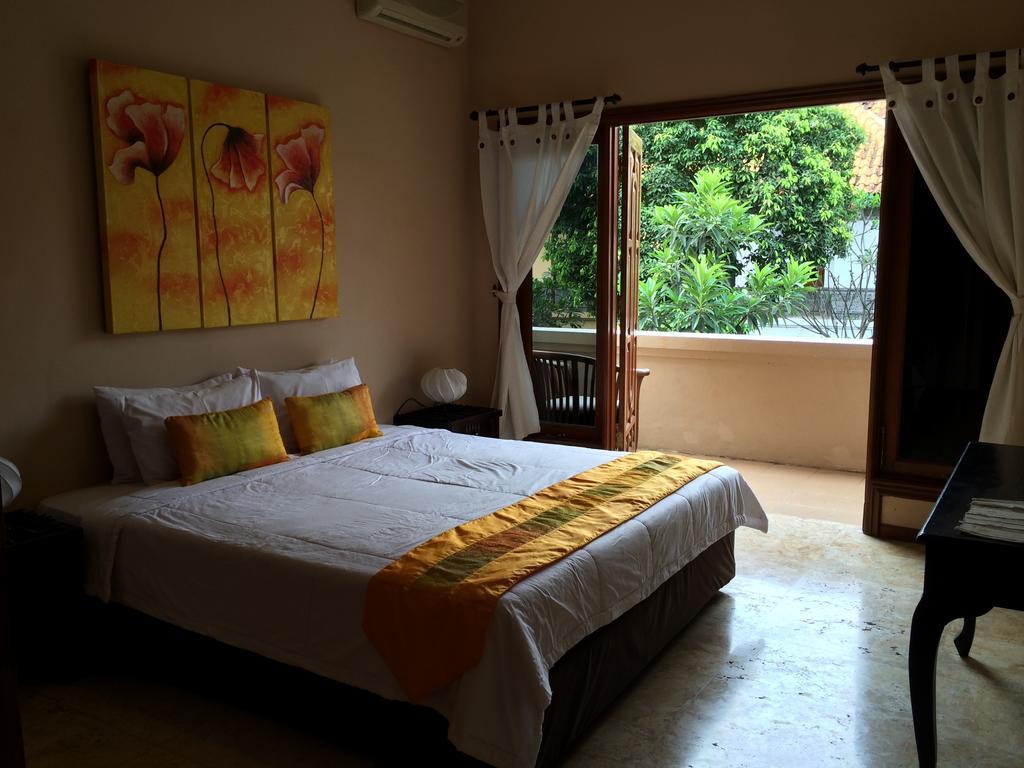 Kuta Holiday Villas Rum bild