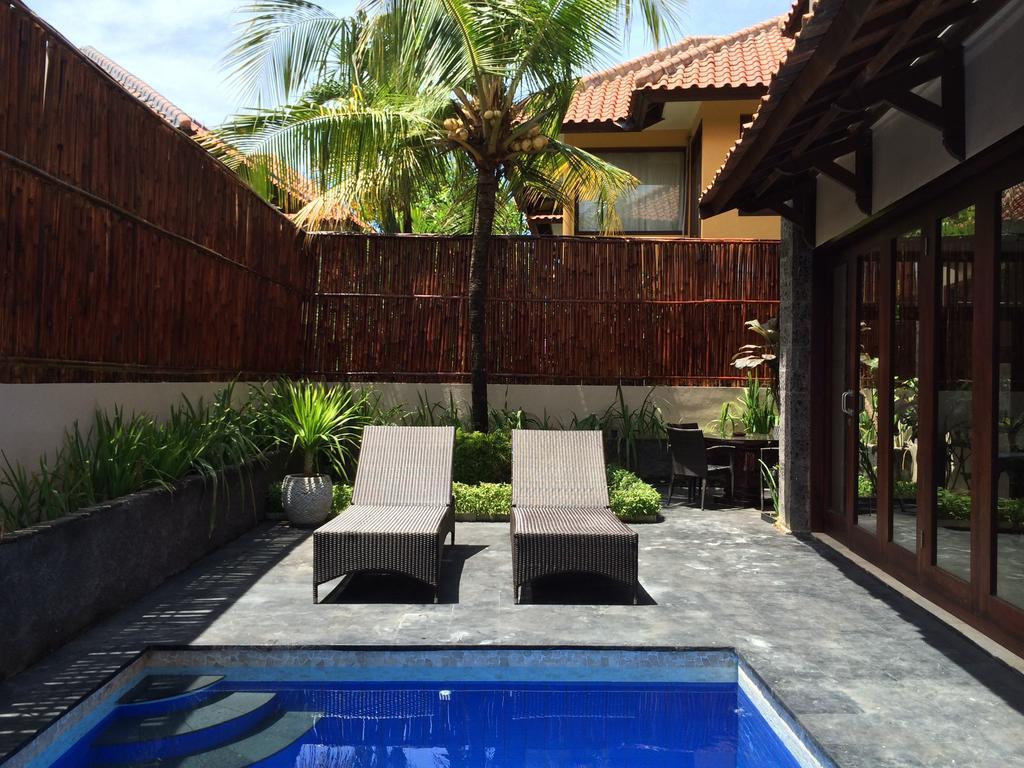 Kuta Holiday Villas Exteriör bild