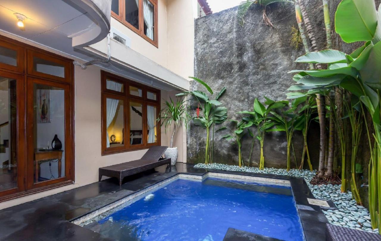 Kuta Holiday Villas Exteriör bild